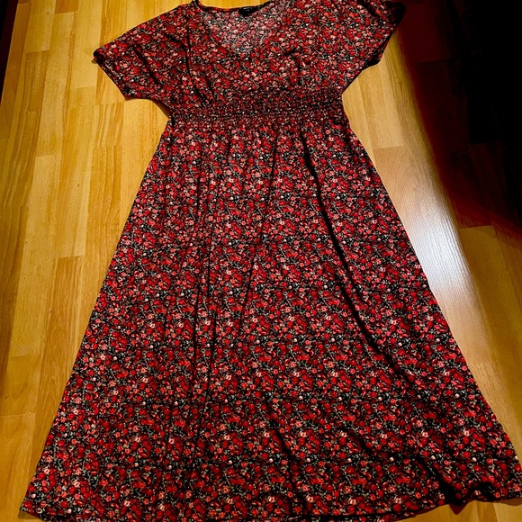 Stretch maxi dress. Size XL. New without tags - Picture 2 of 4